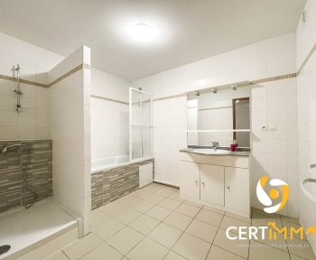 Location Appartement meublé  pièce Lille (59000) - rue de cambrai