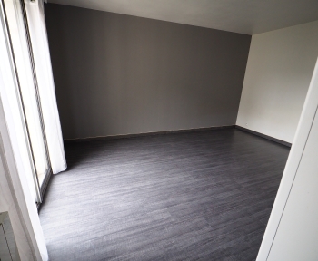 Location Appartement 1 pièce Blois (41000) - Saint Nicolas