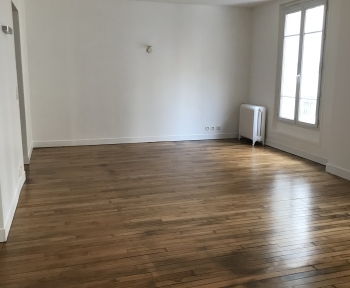 Location Appartement 3 pièces Paris 11ème arrondissement (75011)