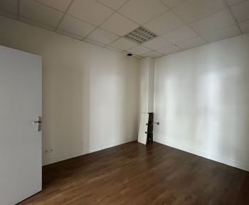 Location Boutique 5 pièces Margny-lès-Compiègne (60280) - PROCHE GARE