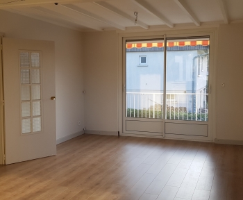 Location Maison 5 pièces Ornans (25290)