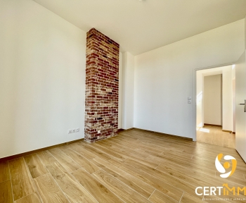 Location Appartement avec terrasse  pièce Valenciennes (59300) - place verte