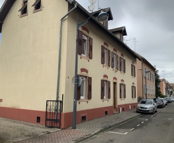 Location Appartement meublé 2 pièces Bischheim (67800) - AU CALME ET PROCHE COMMERCES