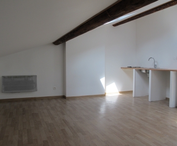 Location Studio  pièces Villefranche-sur-Saône (69400) - prox gare