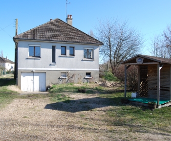 Location Maison 4 pièces Bazouges-sur-le-Loir (72200) - BAZOUGES SUR LE LOIR