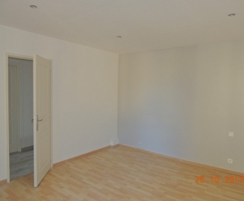 Location Maison 6 pièces Manciet (32370)