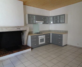 Location Maison 3 pièces Gironde-sur-Dropt (33190)