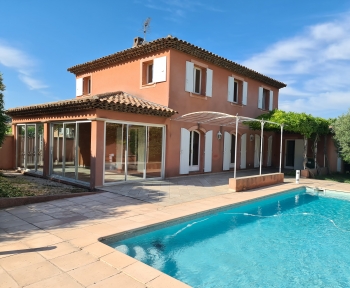 Location Maison 5 pièces Bouc-Bel-Air (13320) - au calme avec piscine