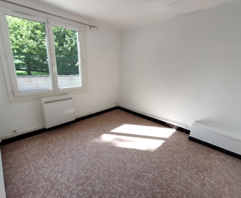Location Maison 2 pièces Romorantin-Lanthenay (41200)