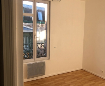 Location Appartement 2 pièces Saint-Quentin (02100) - Centre ville