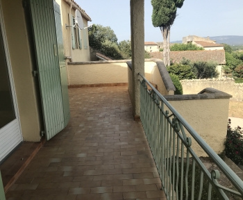 Location Maison 4 pièces Châteauneuf-de-Gadagne (84470) - La Bourgade