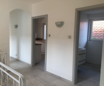 Location Appartement rénové 3 pièces Hoffen (67250) - TTES CHARGES