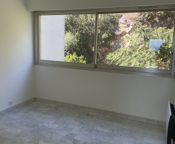 Location Appartement 2 pièces Roquebrune-Cap-Martin (06190) - Av de Verdun/Cap Martin